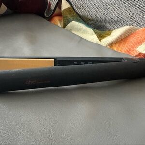 ghd Black with Gold Plate Professional Hair Straightener